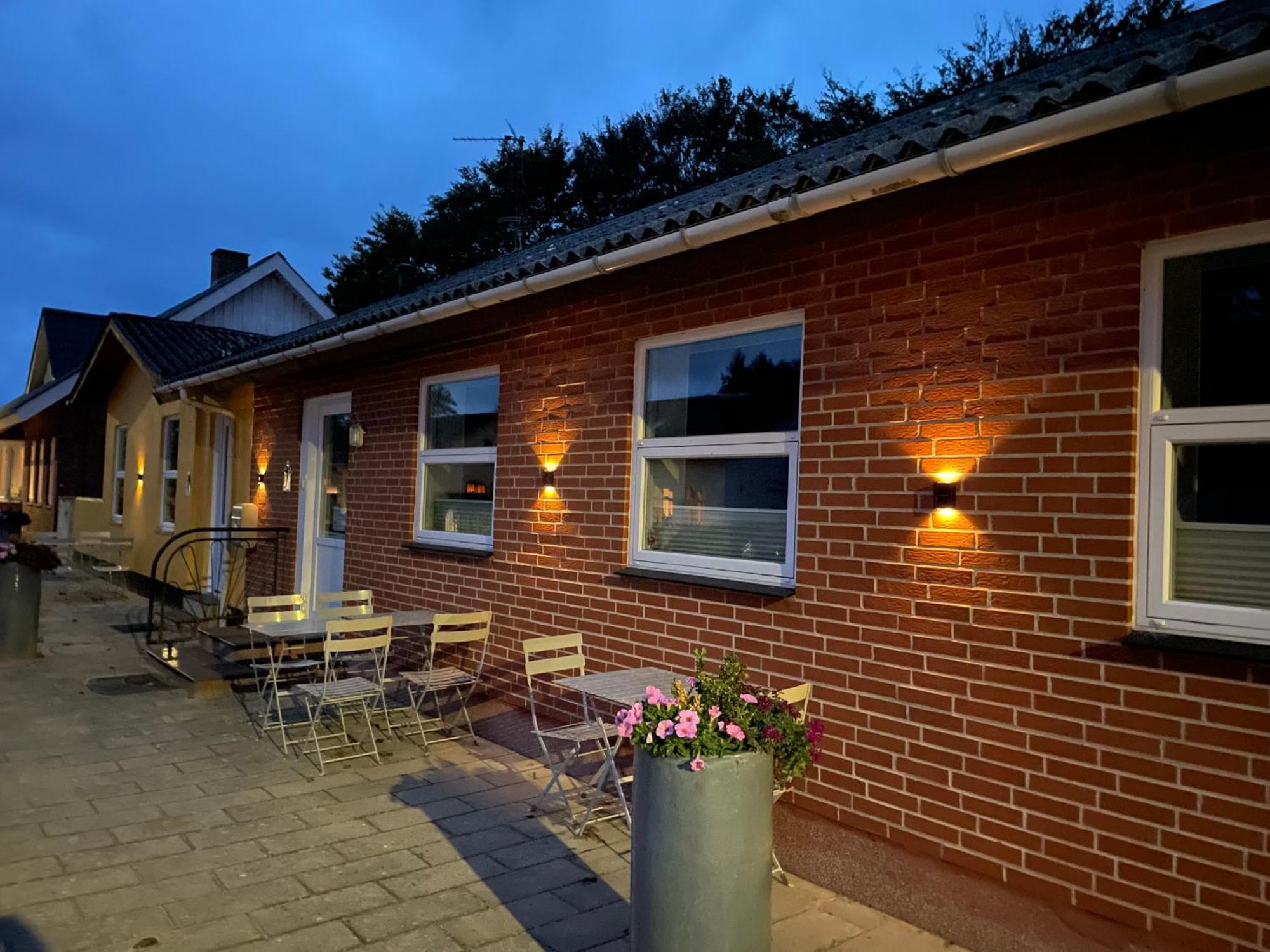 Stay In Brons Skærbæk Dış mekan fotoğraf
